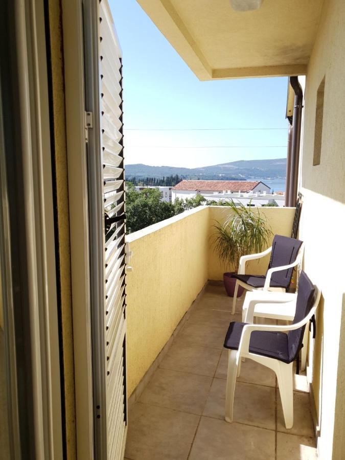 Apartmani Irena Tivat Exteriör bild