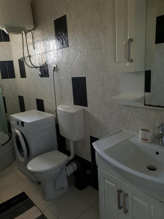 Apartmani Irena Tivat Exteriör bild