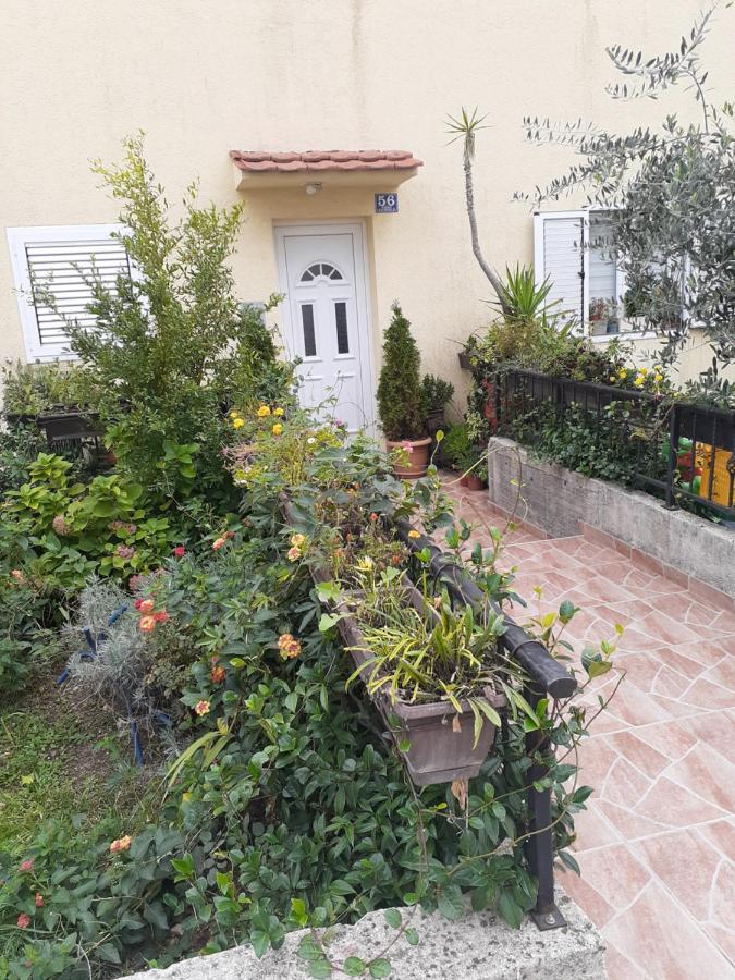 Apartmani Irena Tivat Exteriör bild