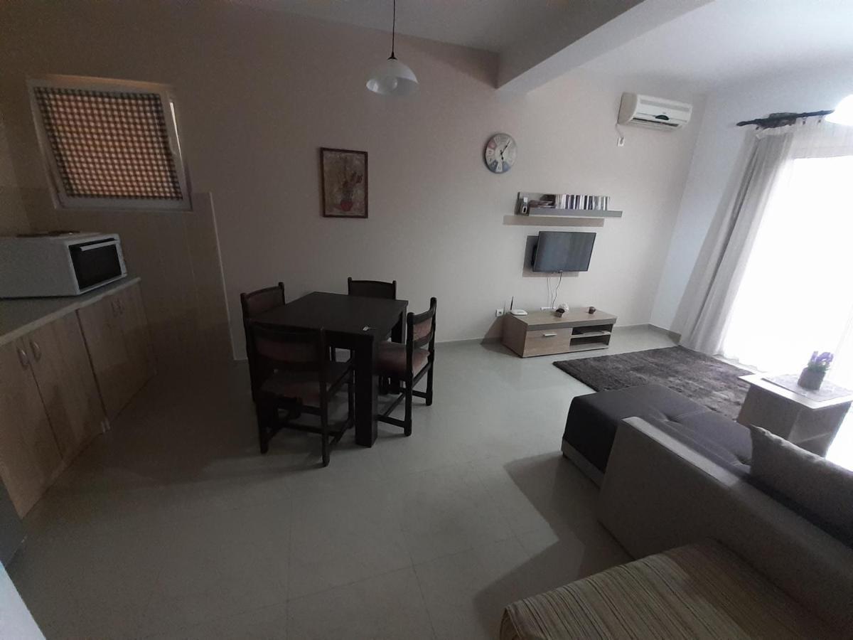 Apartmani Irena Tivat Exteriör bild