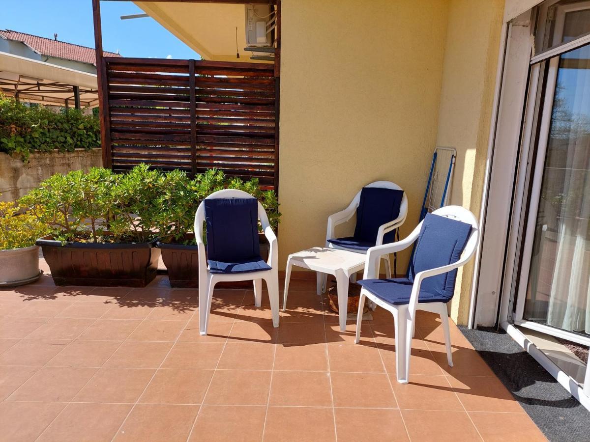 Apartmani Irena Tivat Exteriör bild